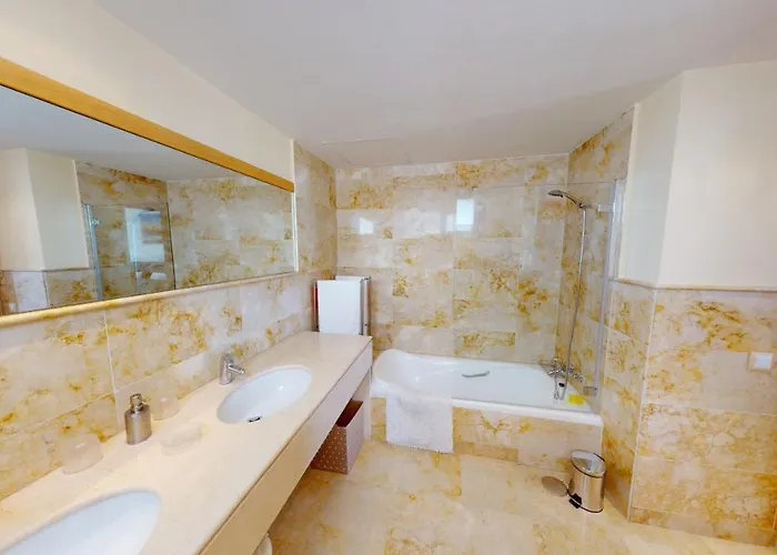 Lomas De Monteros Ii - 3 Bed Apartmán Marbella