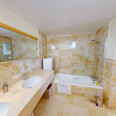 Lomas De Monteros Ii - 3 Bed Apartment Marbella